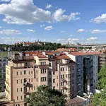 Pronajměte si 1 ložnic/e byt o rozloze 130 m² v Capital City of Prague