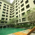 Rent 1 bedroom apartment of 43 m² in Bangkok