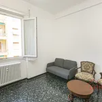 Rent 7 bedroom apartment of 114 m² in Genoa