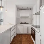 Rent 1 bedroom apartment of 60 m² in Dusseldorf