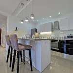 Rent 1 bedroom apartment of 100 m² in Split