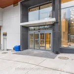 Appartement de 495 m² avec 3 chambre(s) en location à Toronto