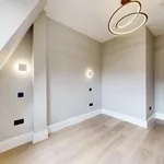 Rent 2 bedroom apartment in London