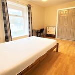 Rent 4 bedroom flat in Wales