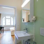 Rent 1 bedroom apartment of 24 m² in Zürich