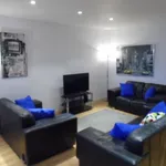 Rent 2 bedroom flat in Scotland