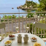 Rent 3 bedroom apartment of 65 m² in Taormina