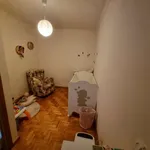 Rent 4 bedroom apartment of 125 m² in lisbon