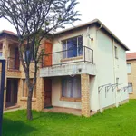 Rent 2 bedroom apartment in Roodepoort