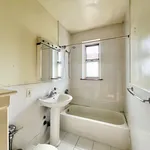 Rent 1 bedroom apartment in Queens