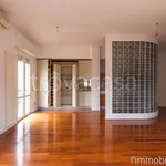 Rent 3 bedroom apartment of 90 m² in Verona