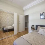 Rent a room in lisbon