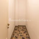 Rent 5 bedroom apartment of 257 m² in Florence