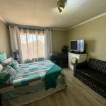 Rent 2 bedroom apartment in Randburg