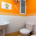 Rent a room of 90 m² in madrid