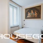 Rent 2 bedroom apartment of 138 m² in genova