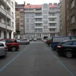 Pronajměte si 1 ložnic/e byt o rozloze 40 m² v Prague