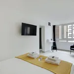 Appartement de 52 m² avec 3 chambre(s) en location à Paris