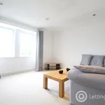 Rent 2 bedroom flat in Aberdeen