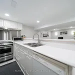 Appartement de 301 m² avec 1 chambre(s) en location à Toronto (Keelesdale-Eglinton West)