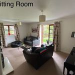 Rent 4 bedroom house in South East England