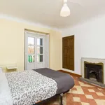 Rent a room of 140 m² in madrid