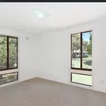 Rent 3 bedroom house of 770 m² in  Armidale NSW 2350                        