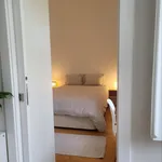 Rent 1 bedroom apartment in Lisbon