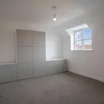 Rent 2 bedroom flat in West Midlands