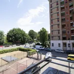 Rent 3 bedroom apartment in Milan