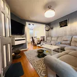 Rent 3 bedroom apartment in New York