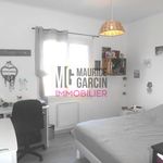 Rent 3 bedroom apartment of 56 m² in Carpentras