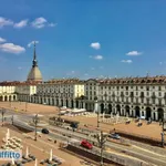 Affitto 2 camera appartamento di 70 m² in Turin