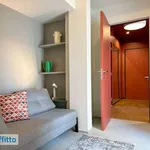 Rent 3 bedroom apartment of 72 m² in Milan