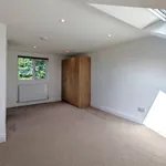 Rent 4 bedroom house in Woking