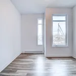 3 bedroom apartment of 1270 sq. ft in Gatineau