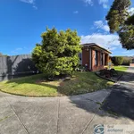 Rent 4 bedroom house in Dandenong North