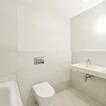 Rent 4 bedroom apartment of 128 m² in Prague