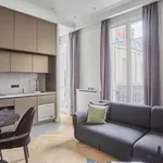 Rent 1 bedroom apartment of 40 m² in Paris