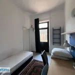 Rent 4 bedroom apartment of 70 m² in Turin