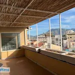 Affitto 3 camera appartamento di 90 m² in Palermo