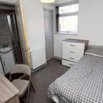 Rent 5 bedroom flat in Birmingham