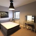 Rent 2 bedroom flat in Hertsmere