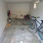 Affitto 2 camera appartamento di 65 m² in Pavia