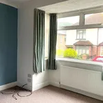 Rent 3 bedroom apartment in Wales