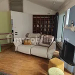 Rent 4 bedroom house of 160 m² in Novara