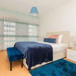 Rent 3 bedroom apartment in lisbon