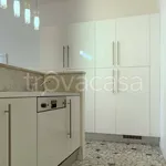 Rent 2 bedroom apartment of 50 m² in Milano