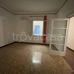 Affitto 3 camera appartamento di 130 m² in Taranto