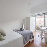 Rent a room in lisbon